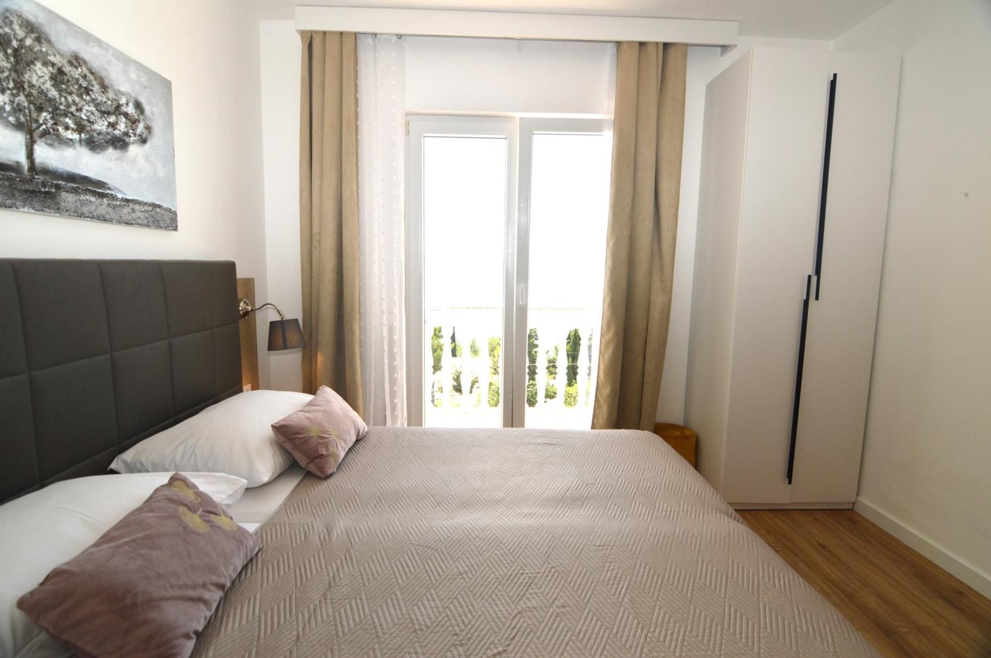 Apartments Amari Apartment Starigrad Paklenica